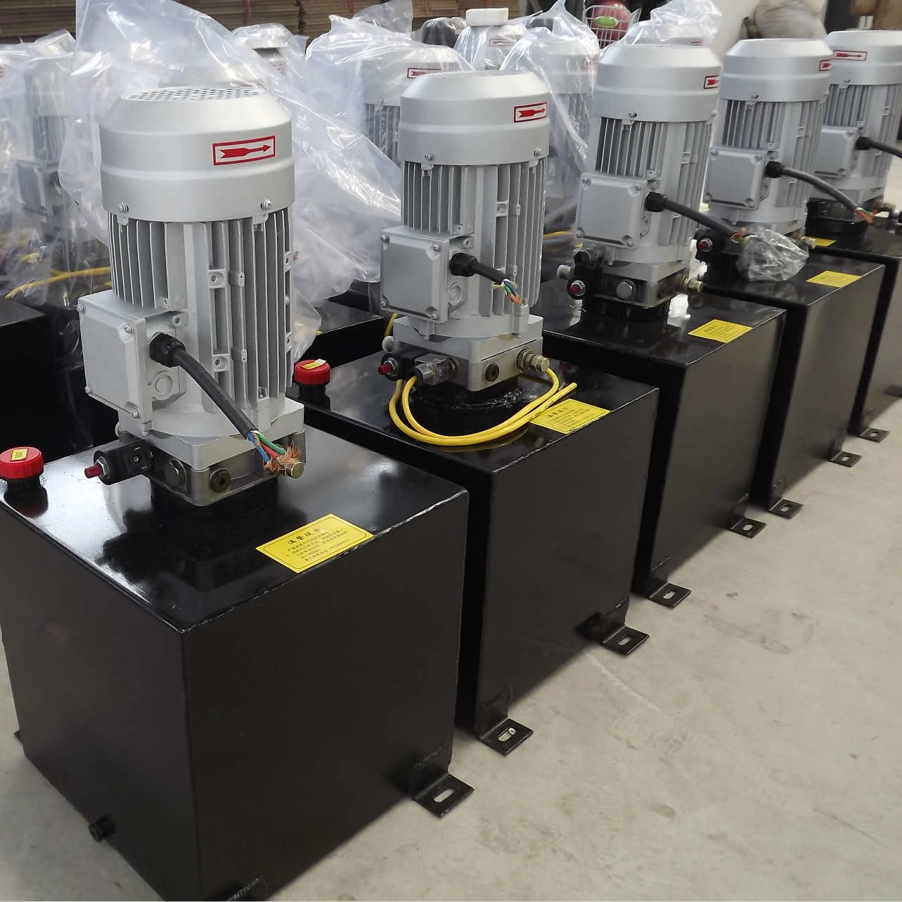 HCIC hydraulic station